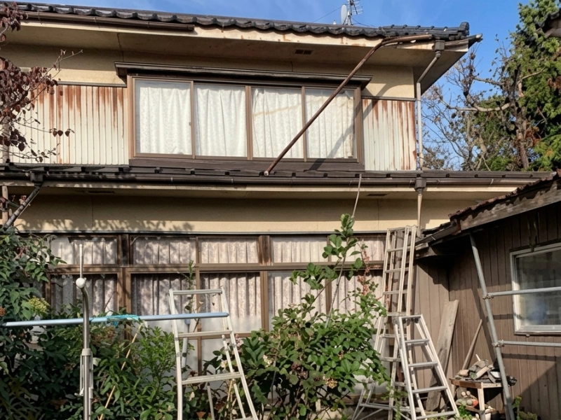 old_house.webp